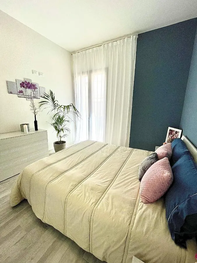 Charmrooms Castellammare del Golfo 0*,